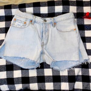 LEVI’S Short